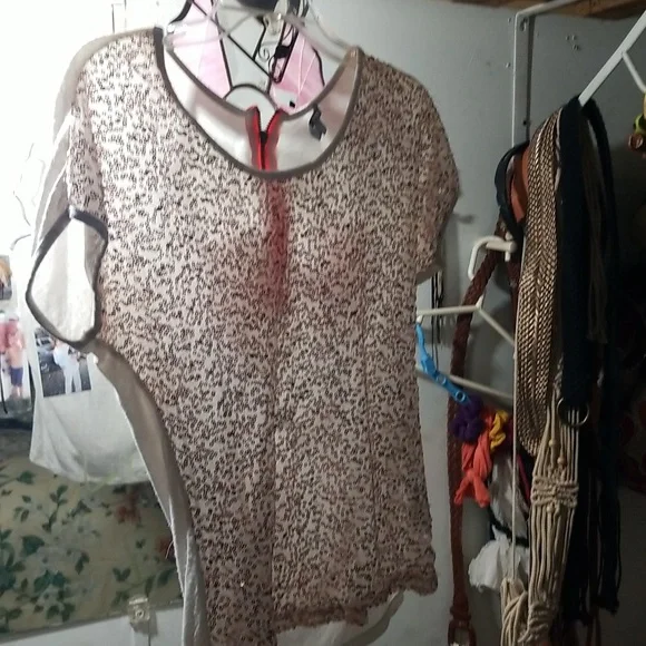 Charlotte Russell shirt small. Lite pinkish  Gold sequence - Picture 3 of 4